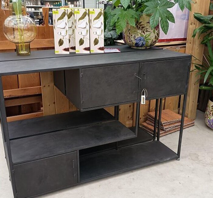 Dressoirkast industrieel