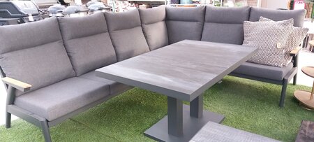 Loungebank Fresno